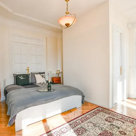 Eiffel Tower View Rose, #1